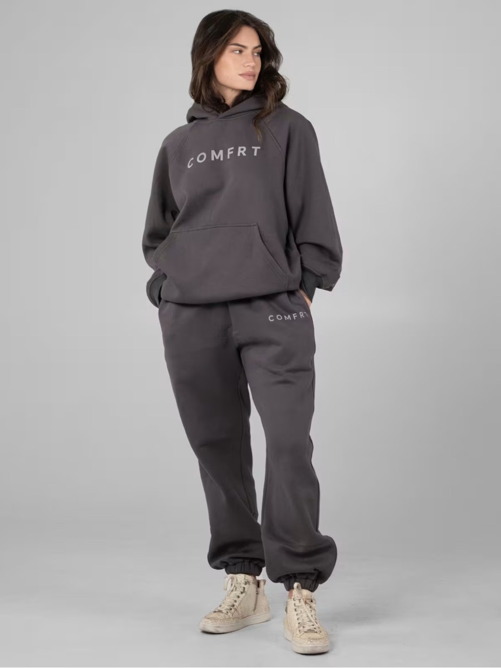 Comfrt Tranquil Collection sweatsuit in charcoal